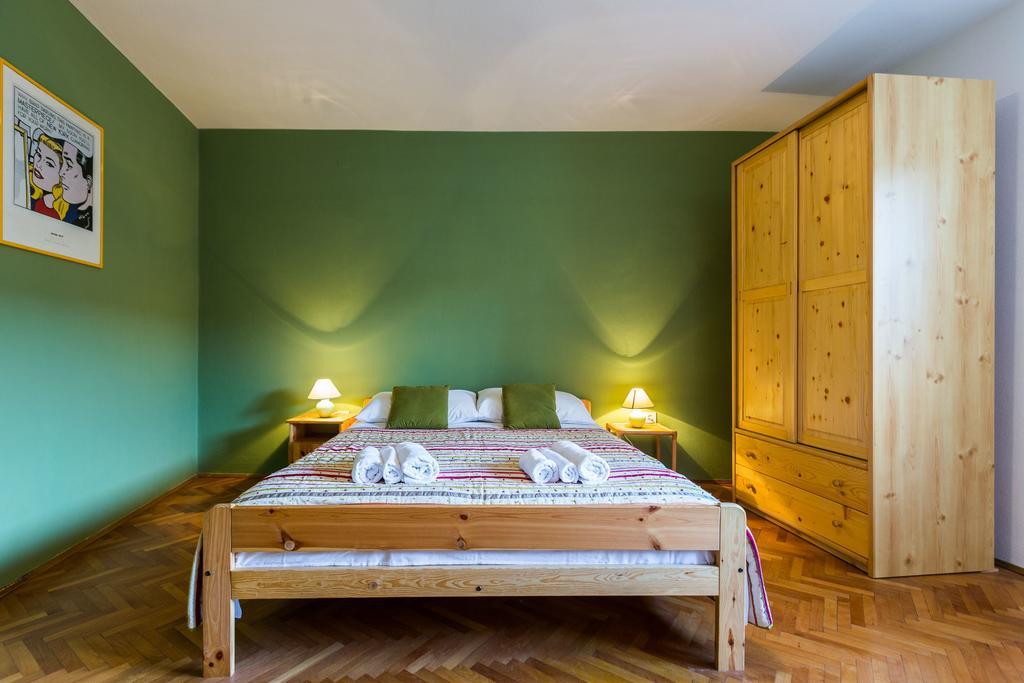 Lavender Apt. W. Balcony In Old Town ザダル 部屋 写真