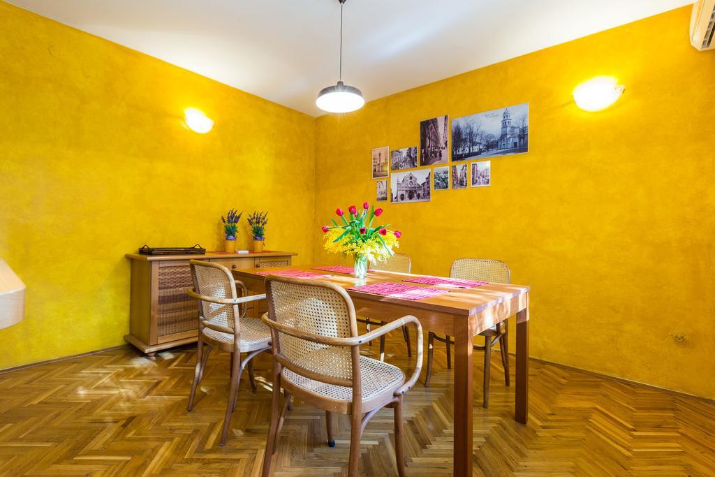 Lavender Apt. W. Balcony In Old Town ザダル 部屋 写真