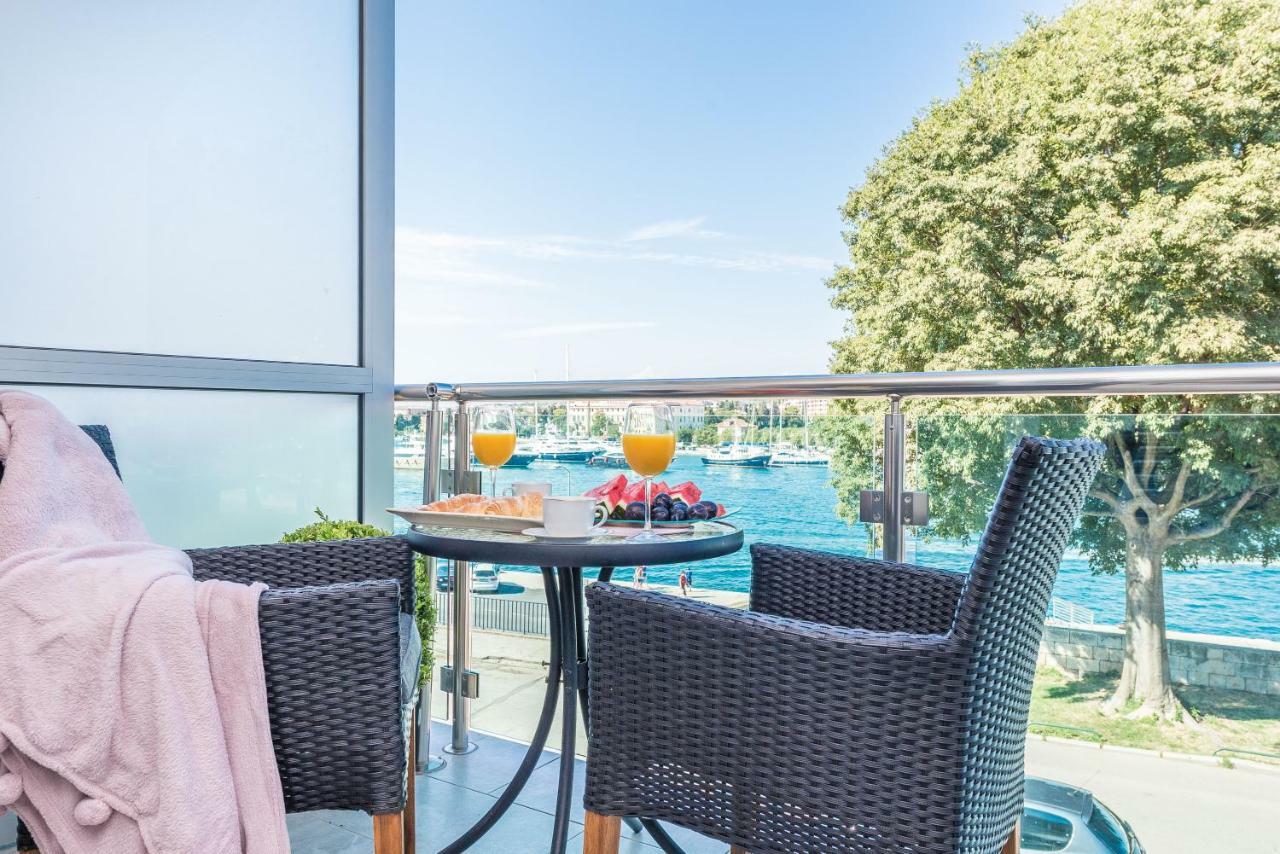 Lavender Apt. W. Balcony In Old Town ザダル エクステリア 写真