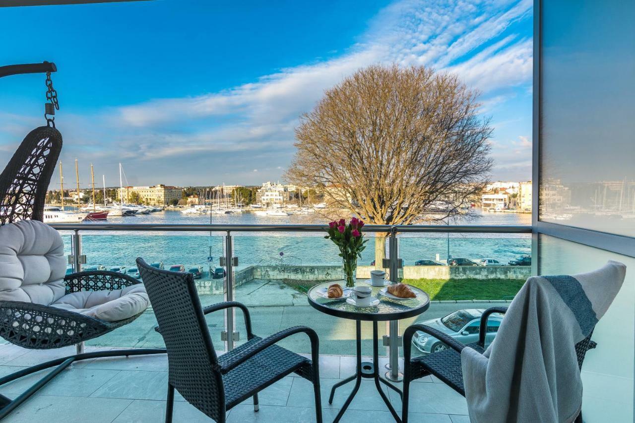 Lavender Apt. W. Balcony In Old Town ザダル エクステリア 写真